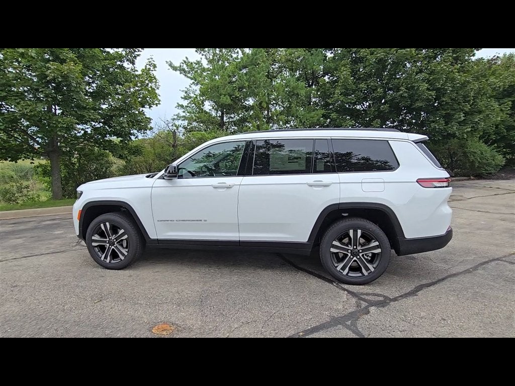 2027 Jeep Grand Cherokee L Limited
