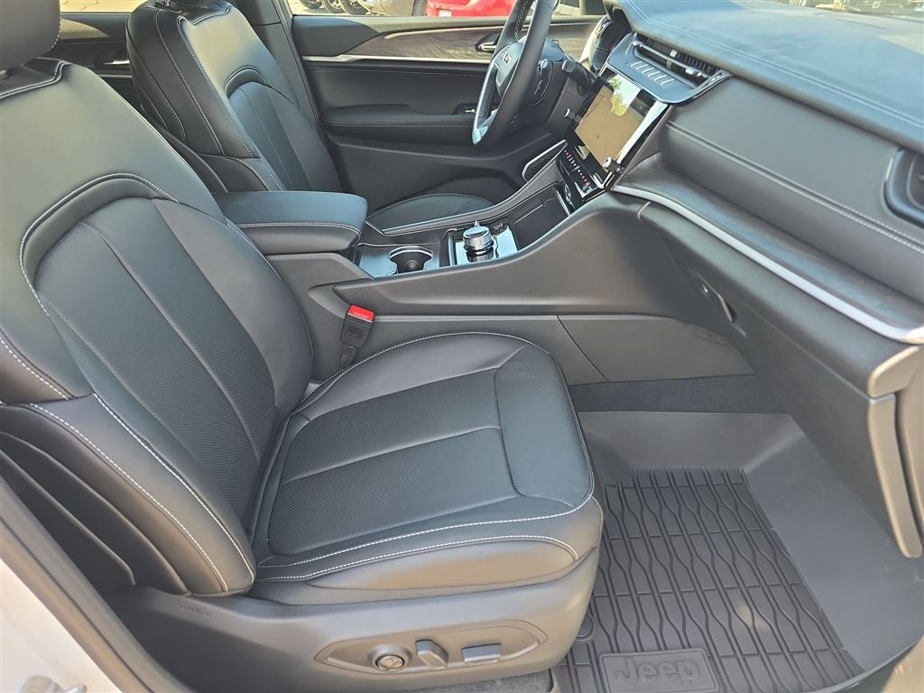 2026 Jeep Grand Cherokee L Limited Reserve