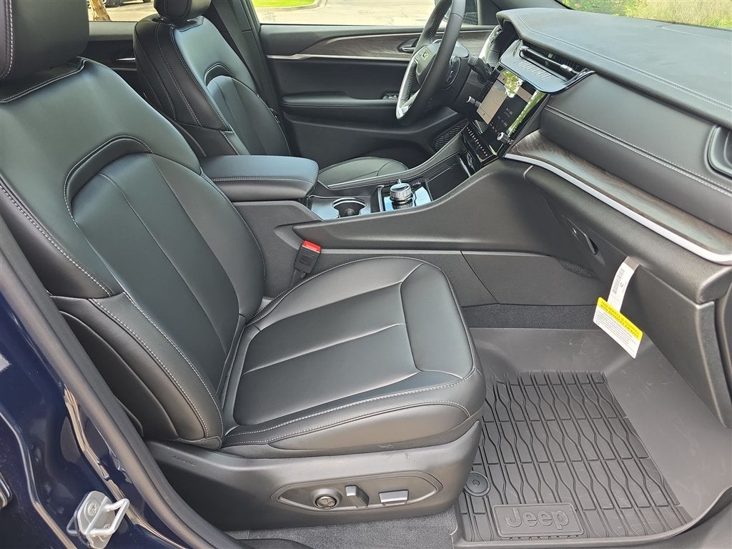2027 Jeep Grand Cherokee L Limited