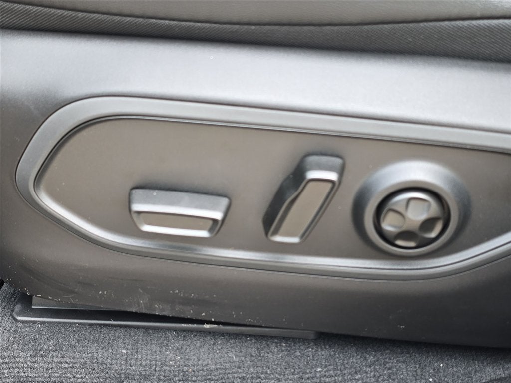 2027 Jeep Grand Cherokee L Limited