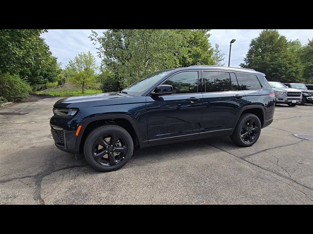 2027 Jeep Grand Cherokee L Limited