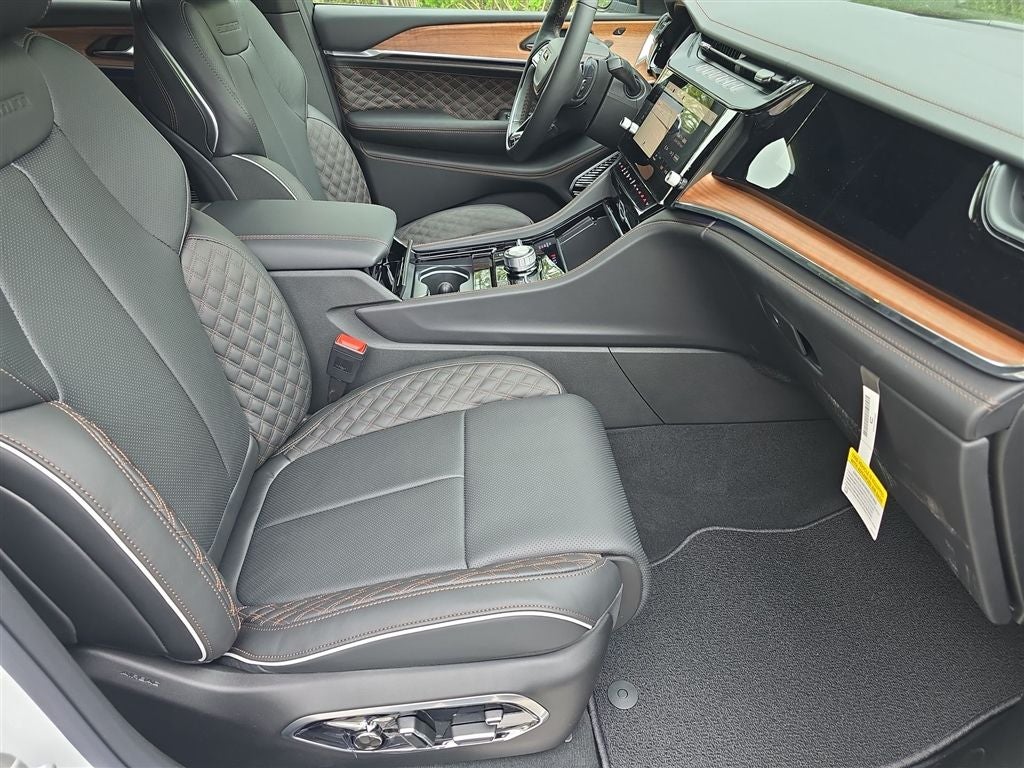 2026 Jeep Grand Cherokee L Summit