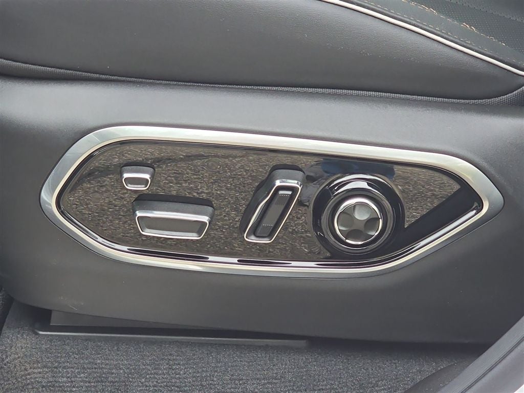 2026 Jeep Grand Cherokee L Summit