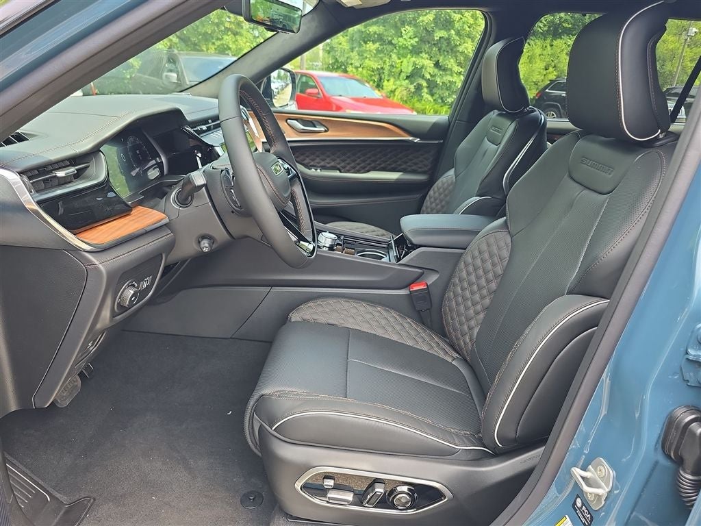 2026 Jeep Grand Cherokee L Summit