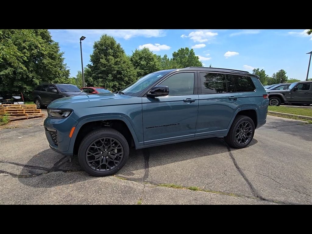 2026 Jeep Grand Cherokee L Summit