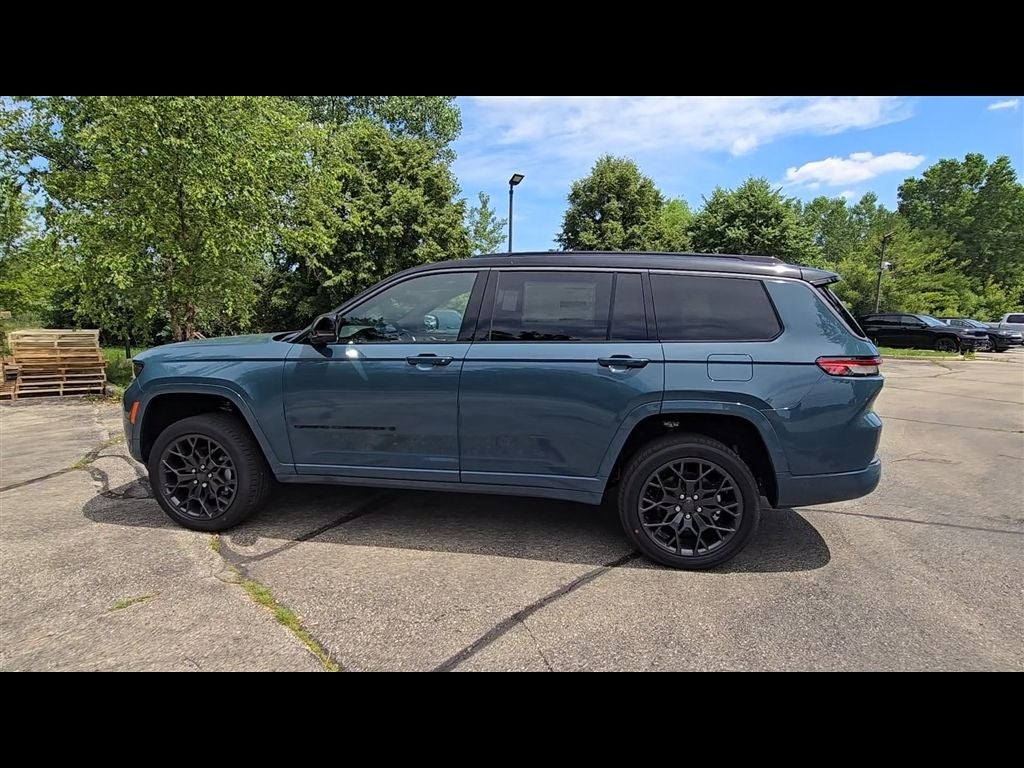 2026 Jeep Grand Cherokee L Summit