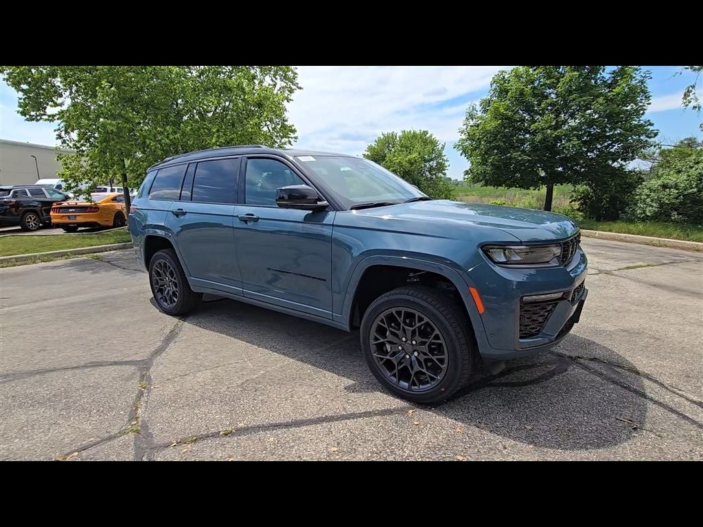 2026 Jeep Grand Cherokee L Summit