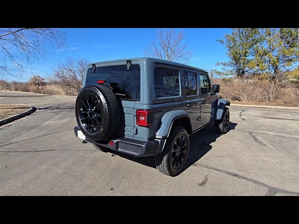 2025 Jeep Wrangler Sahara 4xe