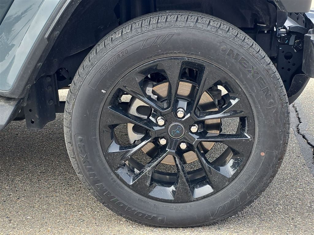 2025 Jeep Wrangler Sahara 4xe