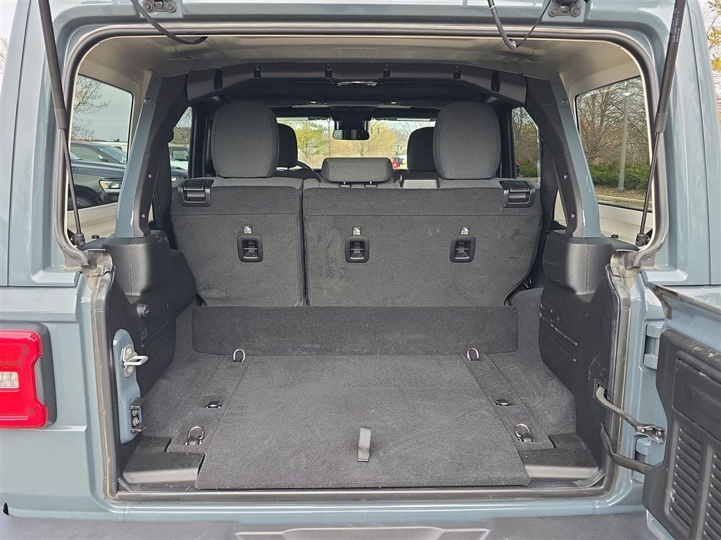 2025 Jeep Wrangler Sahara 4xe