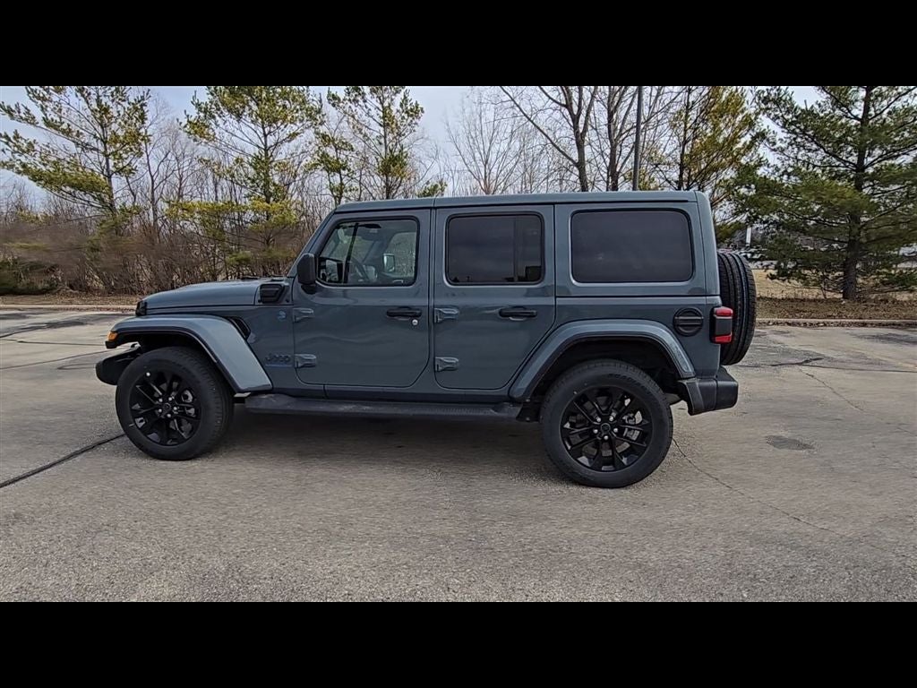 2025 Jeep Wrangler Sahara 4xe