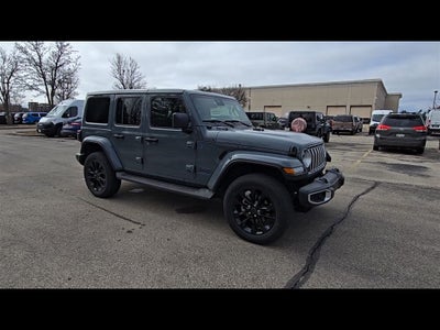 2025 Jeep Wrangler Sahara 4xe