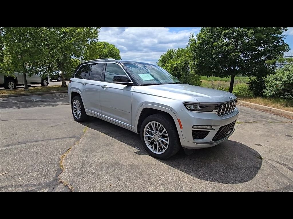 2022 Jeep Grand Cherokee Summit 4xe