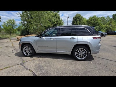 2022 Jeep Grand Cherokee Summit 4xe