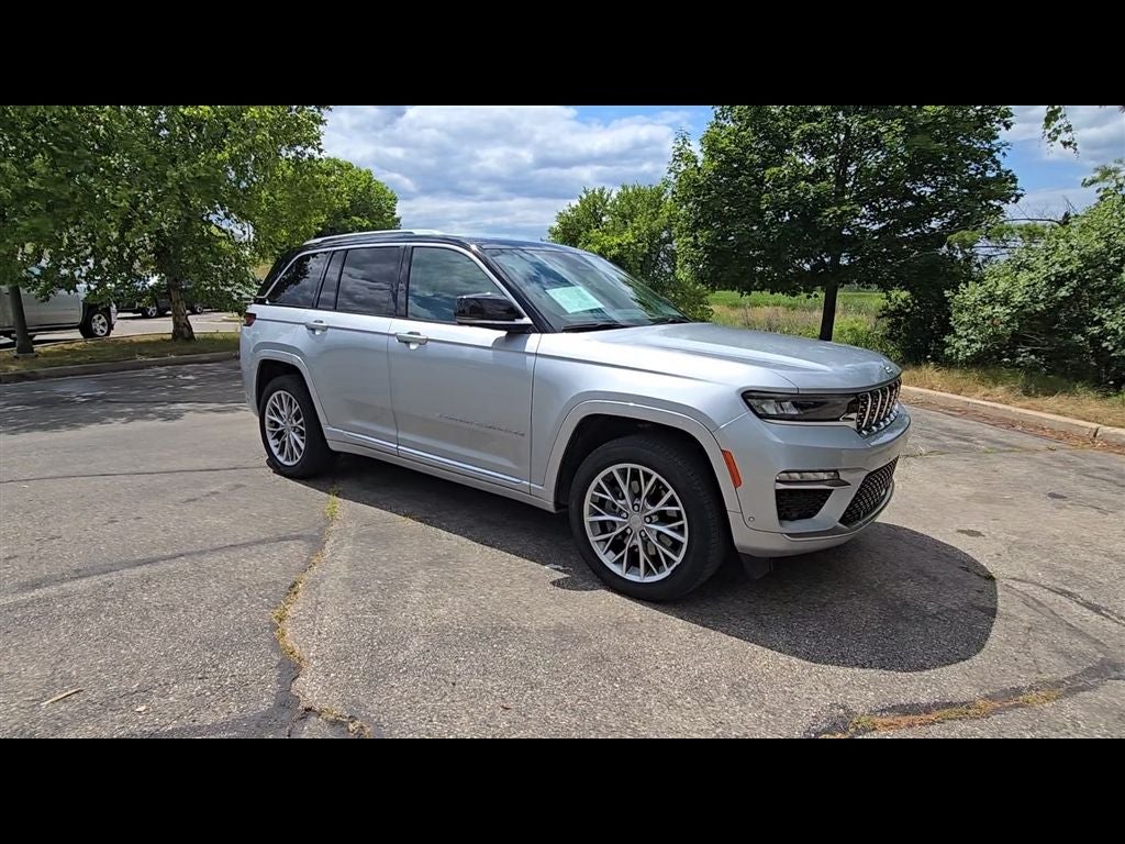 2022 Jeep Grand Cherokee Summit 4xe