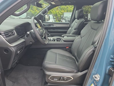 2026 Jeep Grand Wagoneer L 4x4