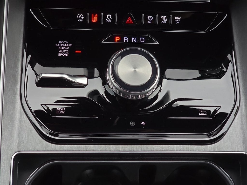 2026 Jeep Grand Wagoneer L 4x4