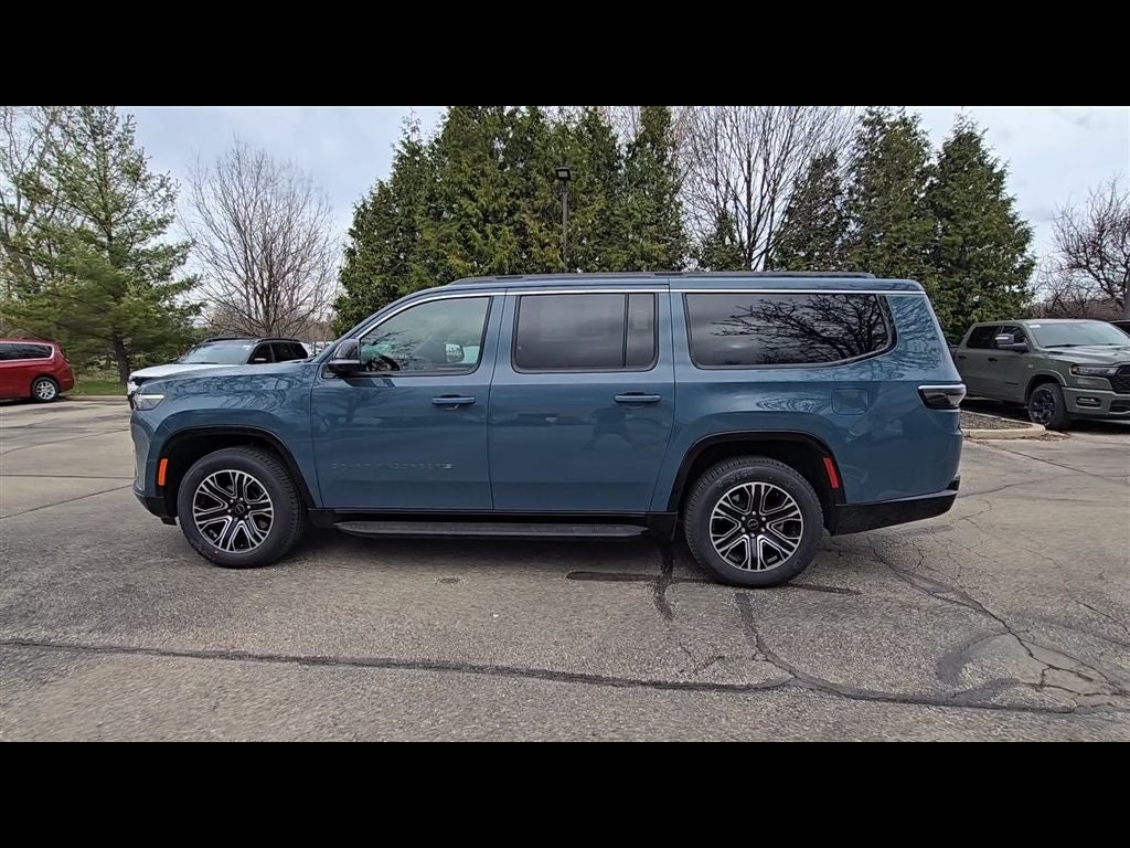 2026 Jeep Grand Wagoneer L 4x4