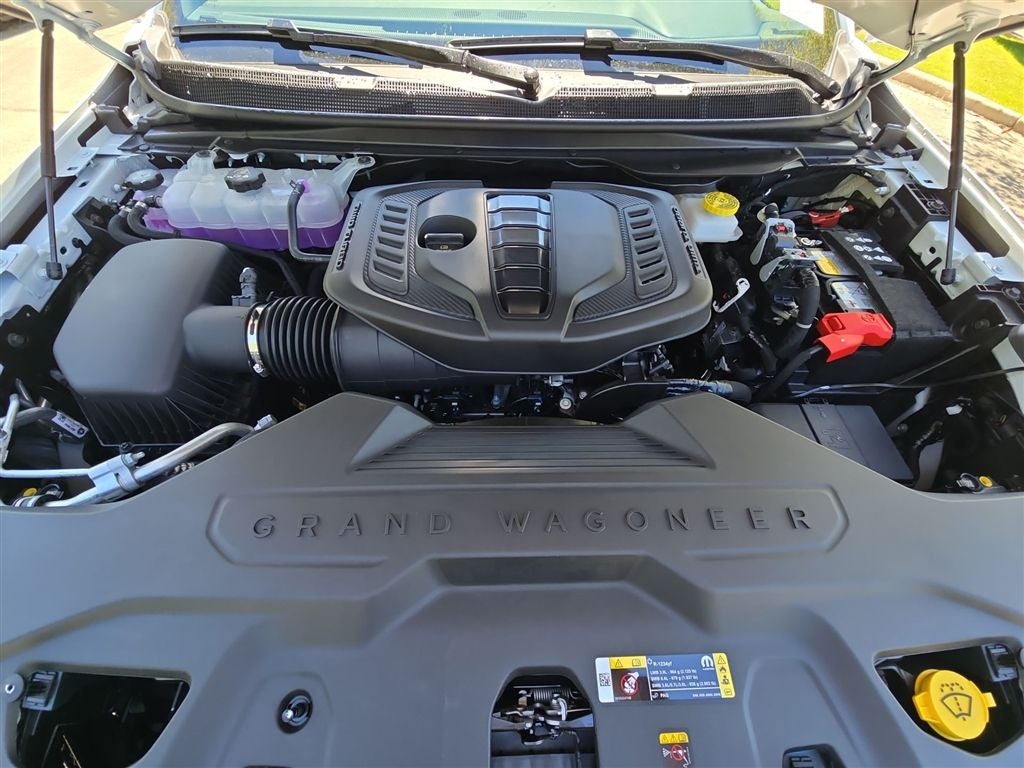 2026 Jeep Grand Wagoneer L 4x4