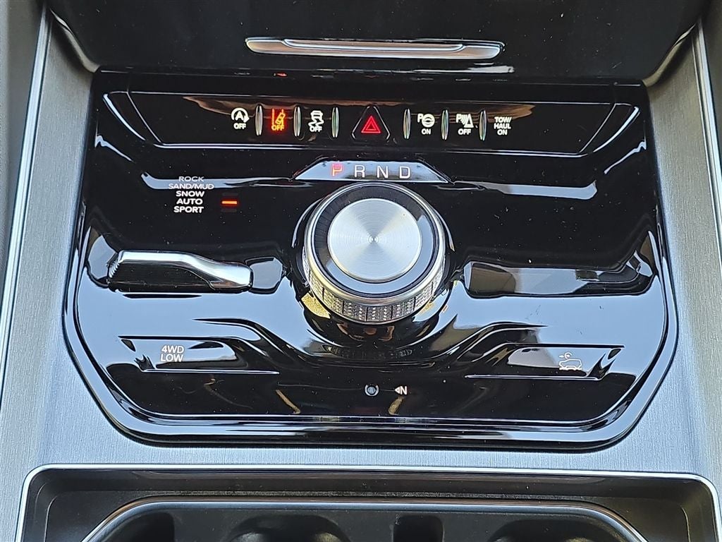 2026 Jeep Grand Wagoneer L 4x4