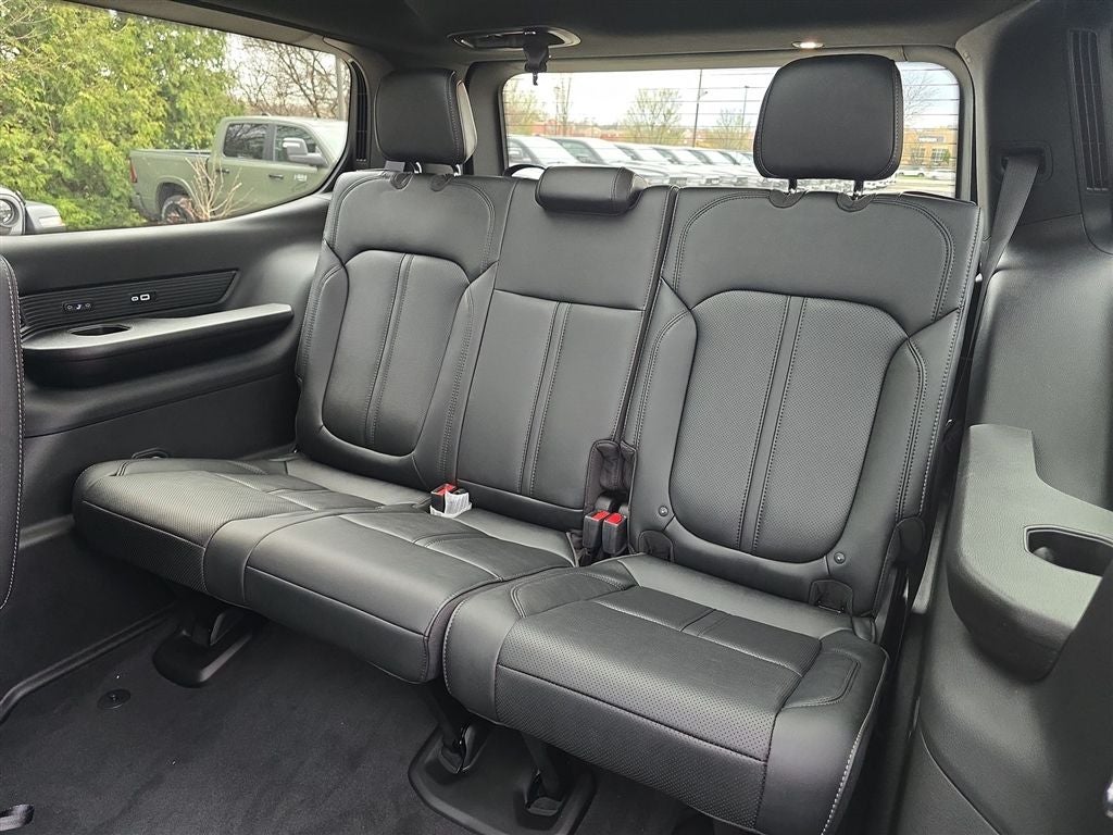 2026 Jeep Grand Wagoneer Limited Reserve