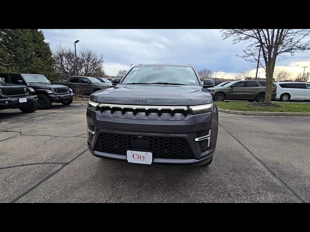 2026 Jeep Grand Wagoneer Limited Reserve