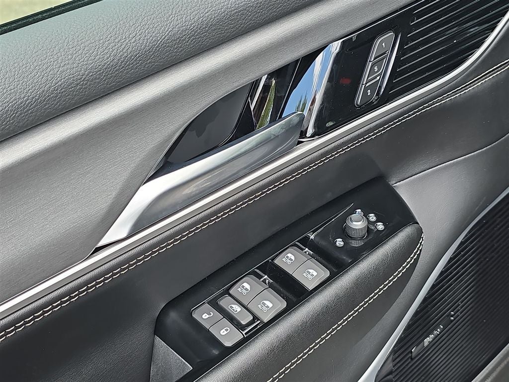 2026 Jeep Grand Wagoneer Limited Reserve