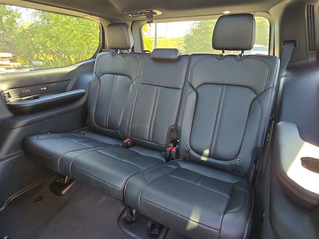 2027 Jeep Grand Wagoneer Overland