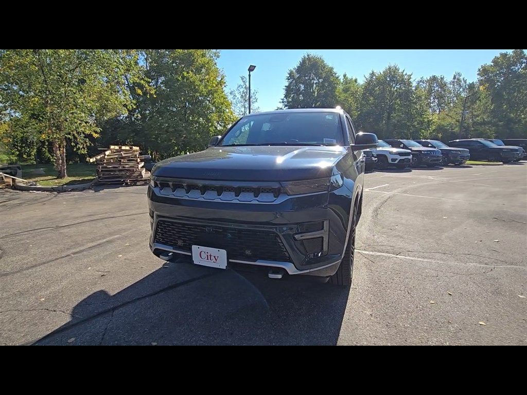 2027 Jeep Grand Wagoneer Overland