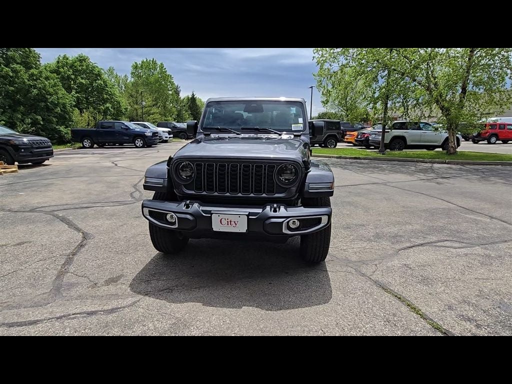 2026 Jeep Gladiator Sahara