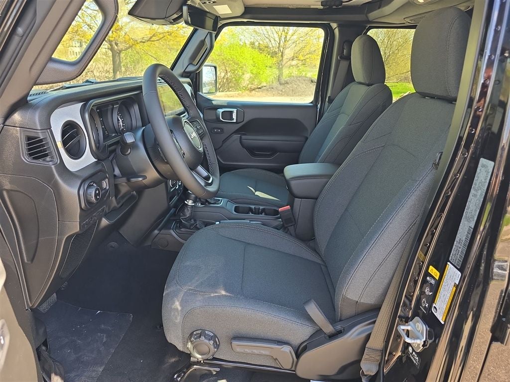 2026 Jeep Gladiator Sport S