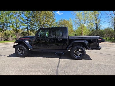 2026 Jeep Gladiator Mojave X