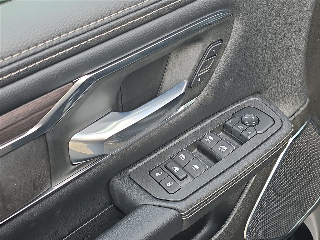 2027 RAM 1500 Laramie