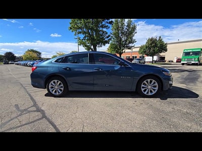 2025 Chevrolet Malibu LT