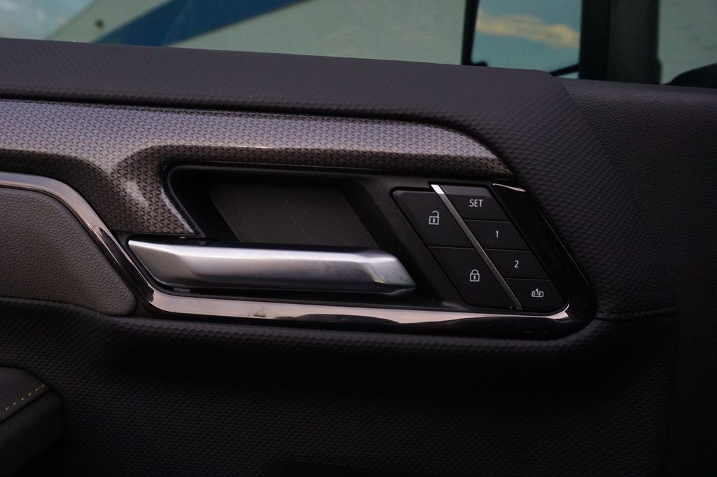 2025 Chevrolet Silverado 2500HD ZR2 Bison Edition