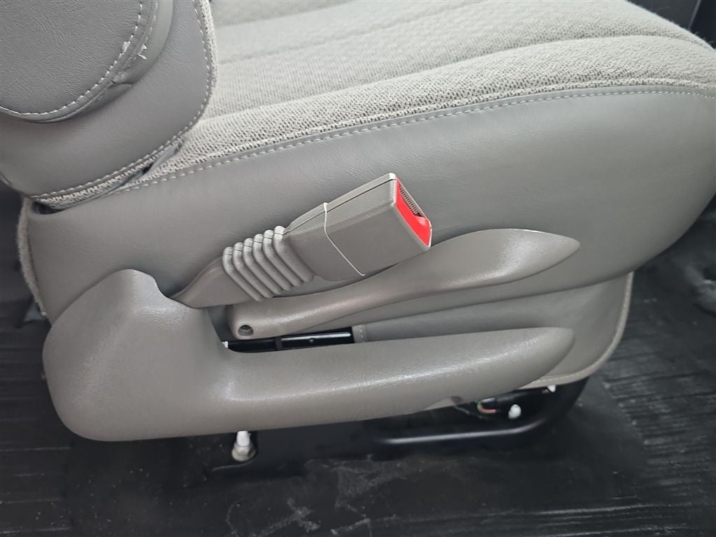 2025 Chevrolet Express 3500 Work Van Cargo