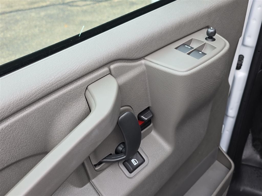 2025 Chevrolet Express 3500 Work Van Cargo