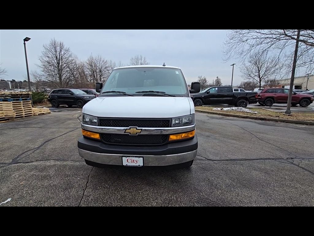 2025 Chevrolet Express 3500 Work Van Cargo