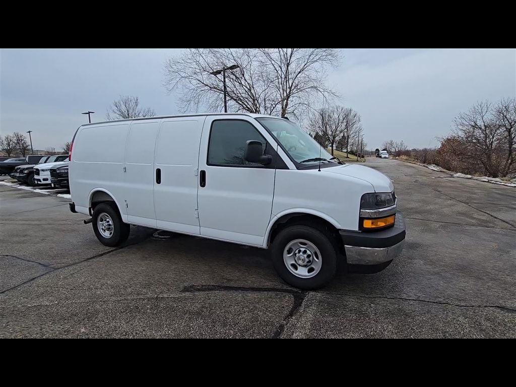 2025 Chevrolet Express 3500 Work Van Cargo