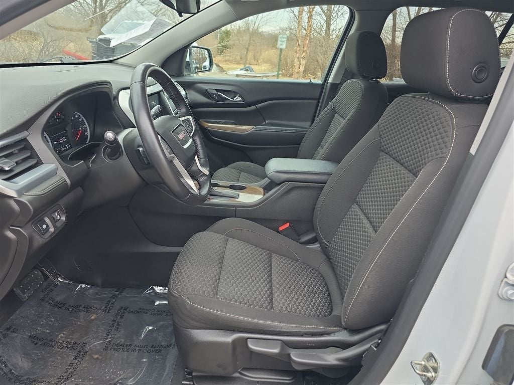 2017 GMC Acadia SLE-1