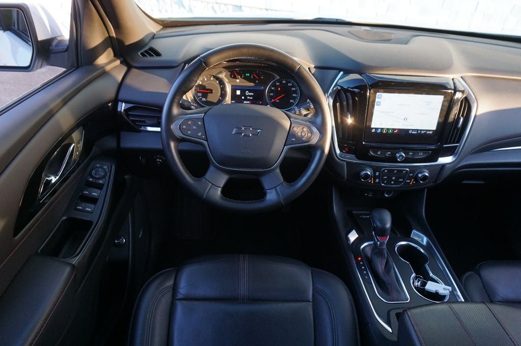 2023 Chevrolet Traverse RS Dual SkyScape