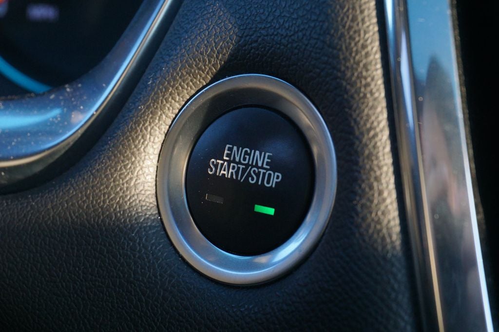 2023 Chevrolet Traverse RS Dual SkyScape