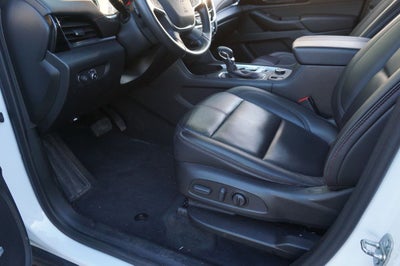 2023 Chevrolet Traverse RS Dual SkyScape