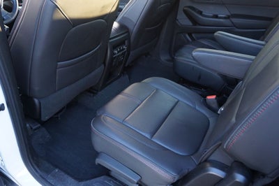 2023 Chevrolet Traverse RS Dual SkyScape