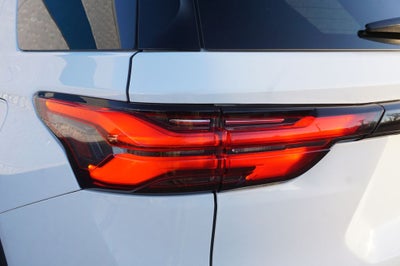 2023 Chevrolet Traverse RS Dual SkyScape
