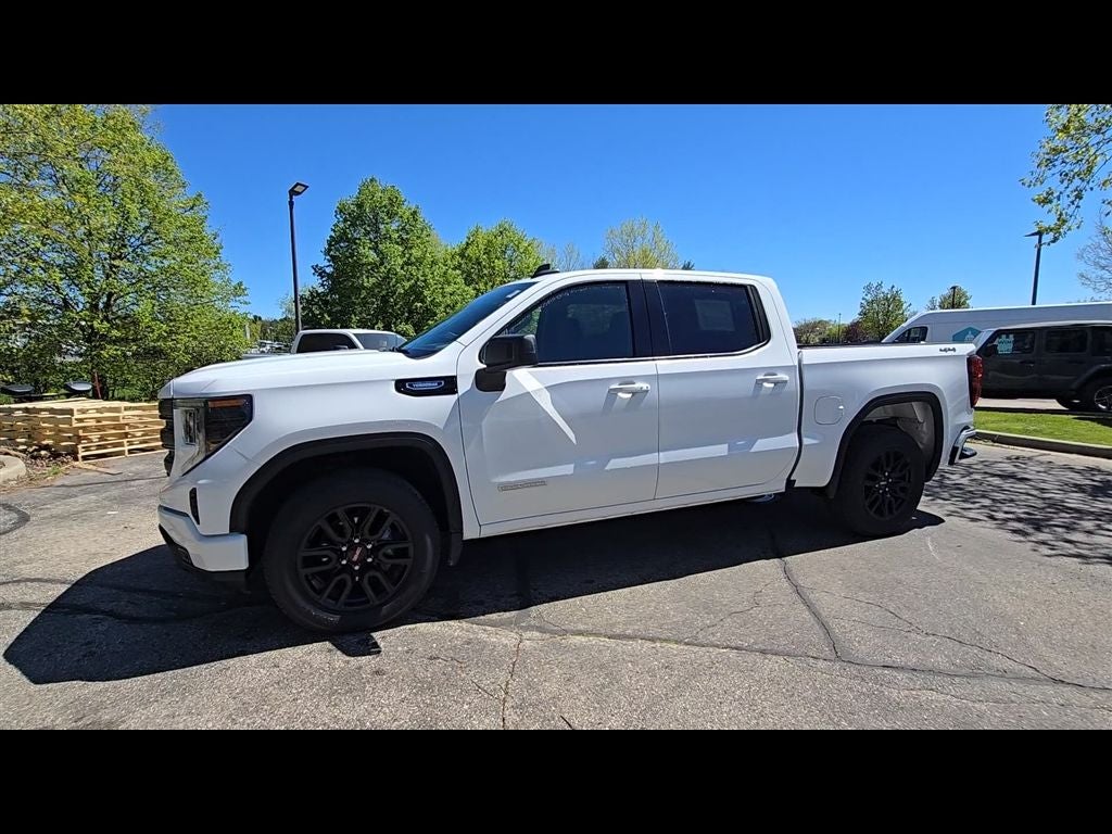2025 GMC Sierra 1500 Elevation