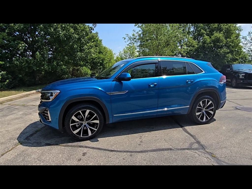 2024 Volkswagen Atlas Cross Sport 2.0T SEL Premium R-Line