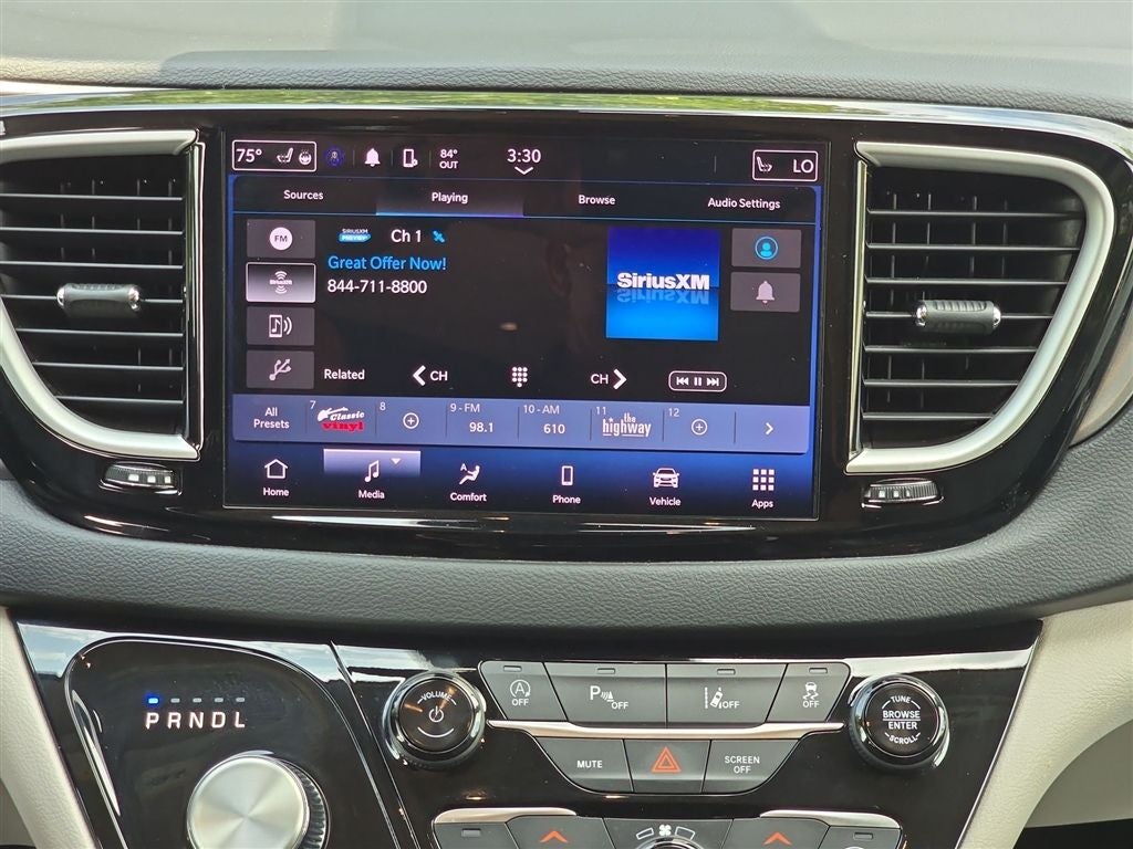 2023 Chrysler Pacifica Touring L
