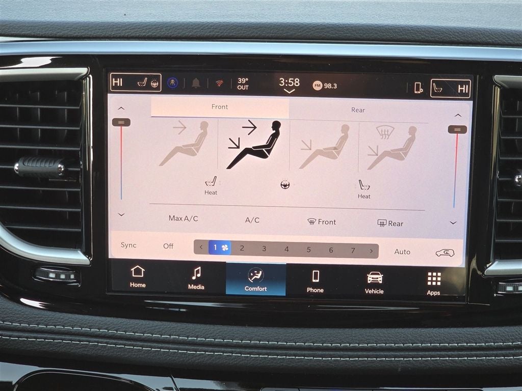 2026 Chrysler Pacifica Select