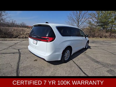 2024 Chrysler Pacifica Touring L
